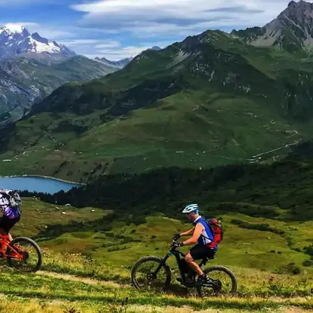 Relais De Poste Centre Mont Blanc Lägenhet *