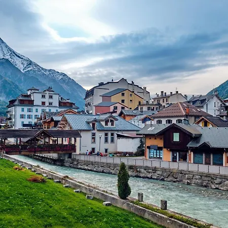 Relais De Poste Centre Mont Blanc * シャモニー